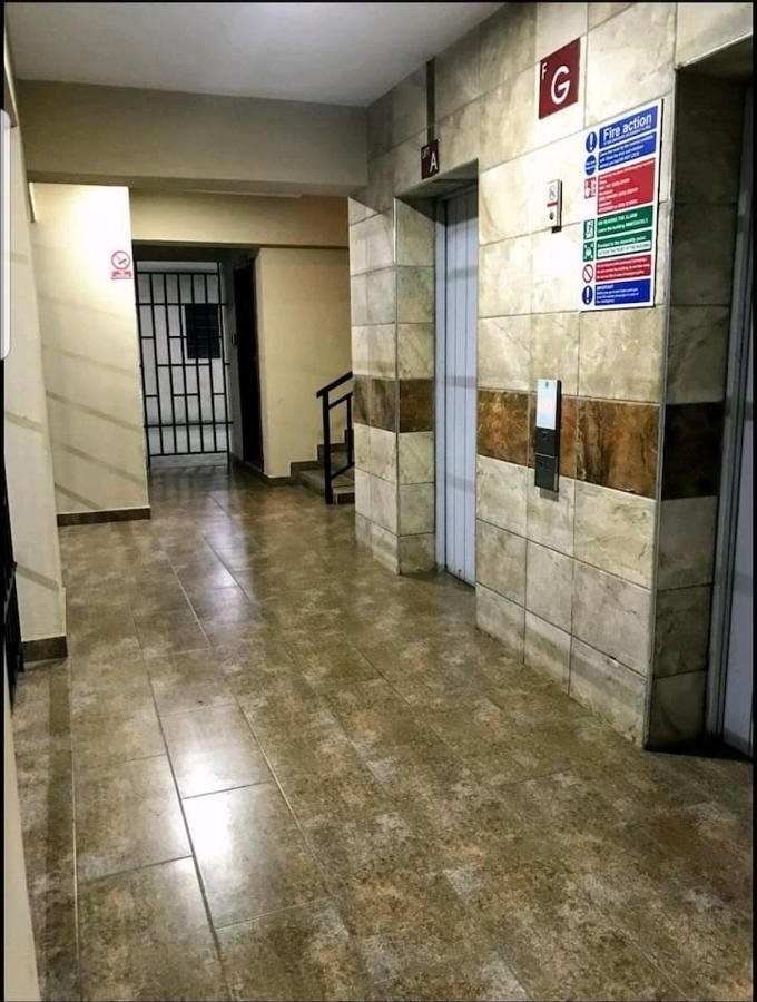 Nairobi West Suites エクステリア 写真